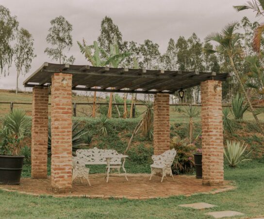 Déclaration de travaux : tout savoir avant d&rsquo;installer une pergola