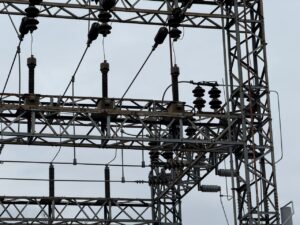 Electricité industrielle : Les régimes de neutre en basse tension expliqués simplement