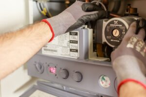 Entretien chaudière : Fuite soupape et pression eau trop élevée