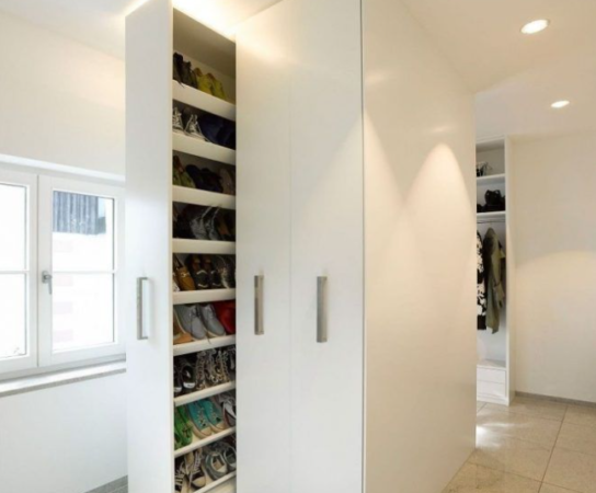 Tablette coulissante pour chaussures : visibilité totale garantie