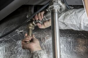 Rincer l&rsquo;installation après un désembouage chimique
