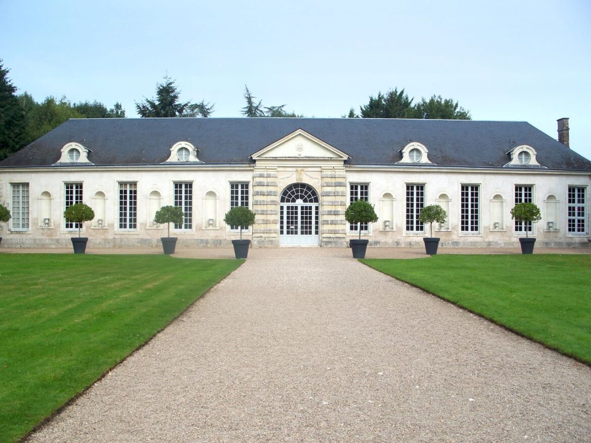 Aménagement extérieur: réaliser un empierrement carrossable durable pour votre maison