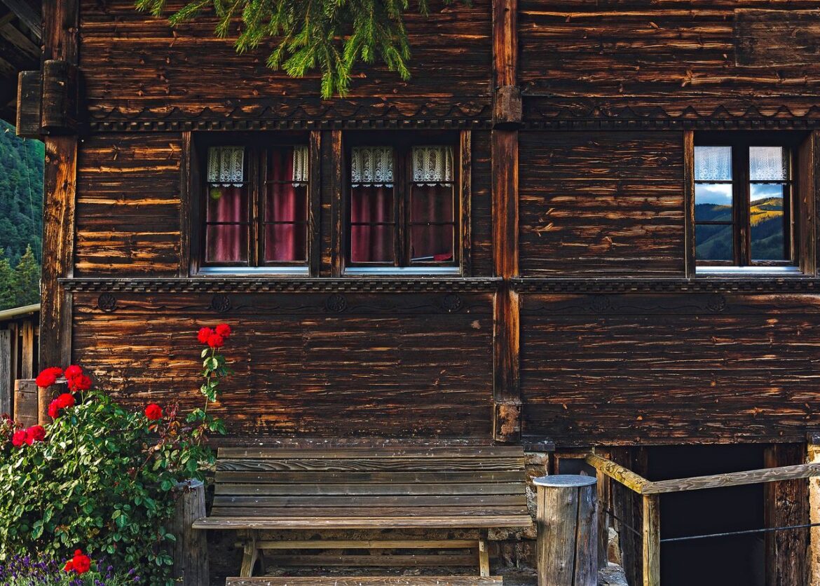 Bardage bois : stabilité dimensionnelle du Red Cedar