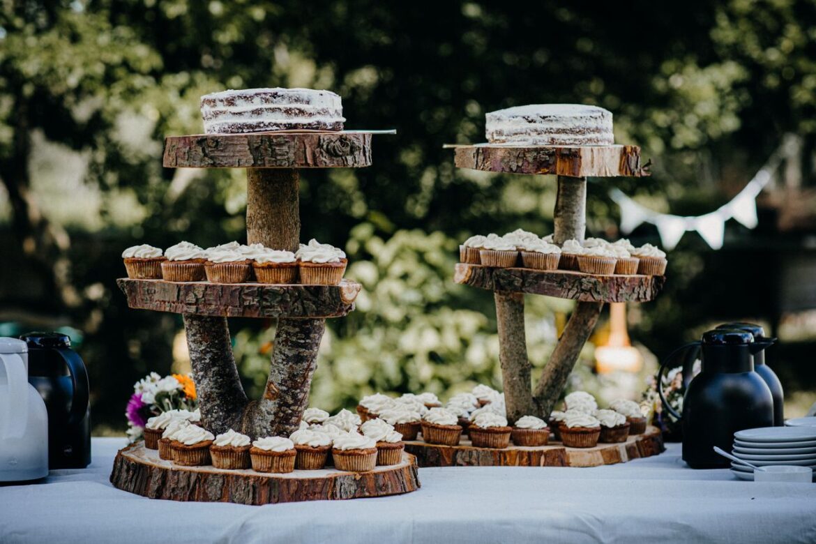 Wedding Cake vs Pièce montée : le match de la gourmandise
