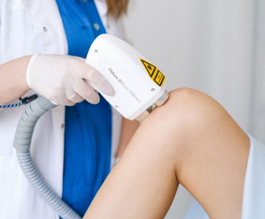 Hormones et épilation définitive : pourquoi ça peut rater?