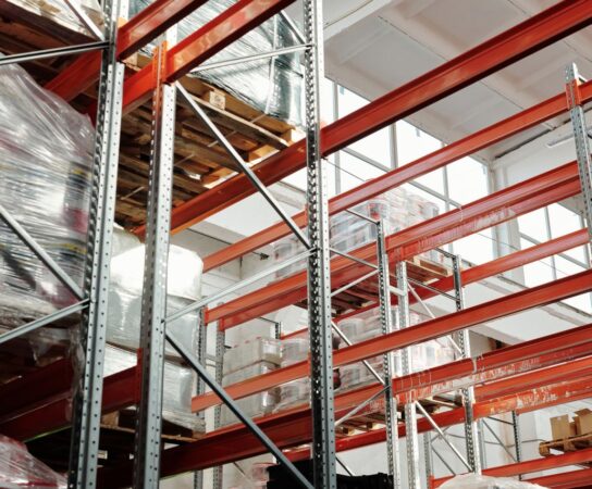 Plateforme mezzanine sur rayonnage industriel : exploitez la hauteur