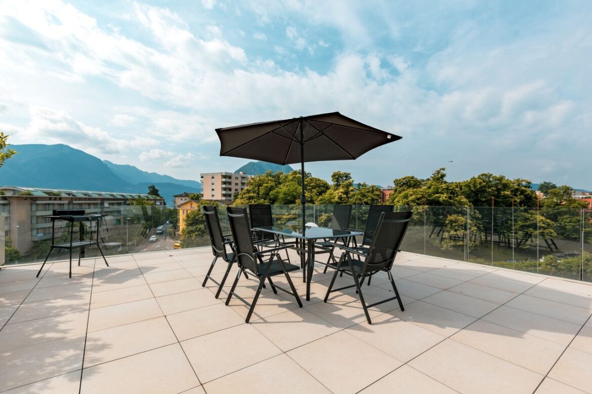 Comment abriter sa terrasse du vent et du vis-à-vis avec du claustra?